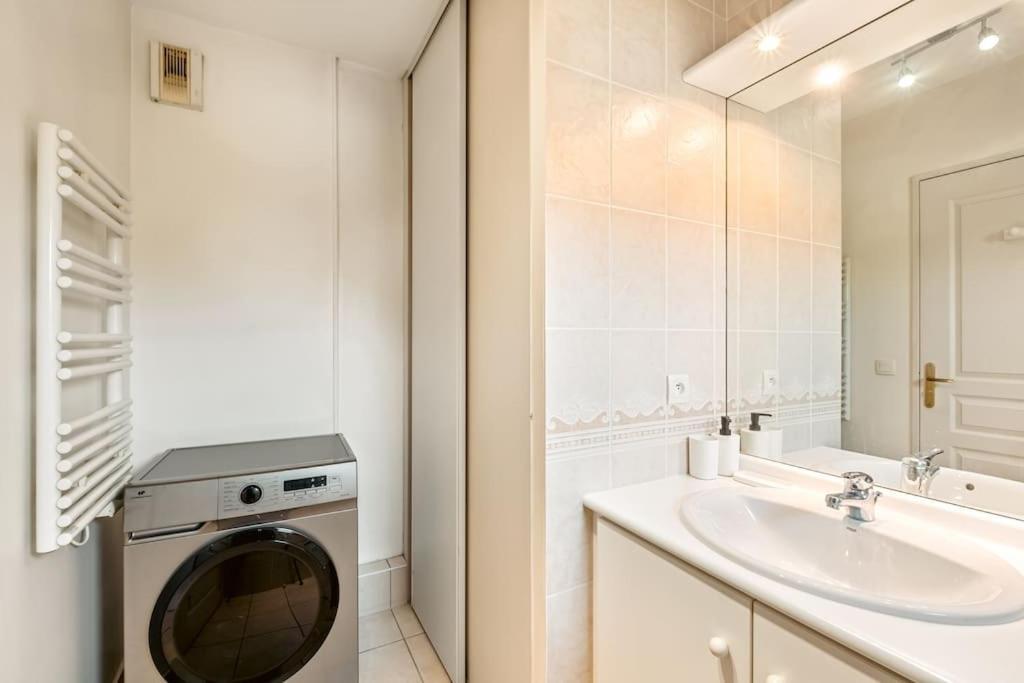 T2 Paisible Vaise, Avec Parking Metro Direct Bellecour Apartamento Lyon Exterior foto