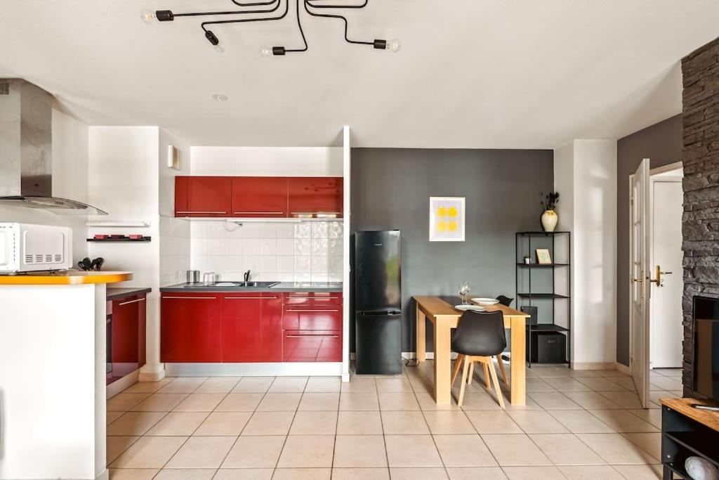 T2 Paisible Vaise, Avec Parking Metro Direct Bellecour Apartamento Lyon Exterior foto